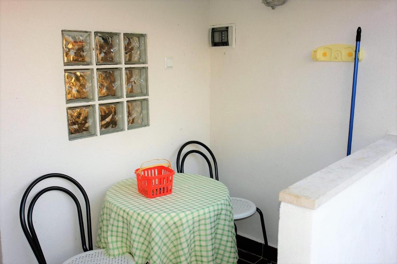Apartmani Milokanovic Funtana Exterior foto