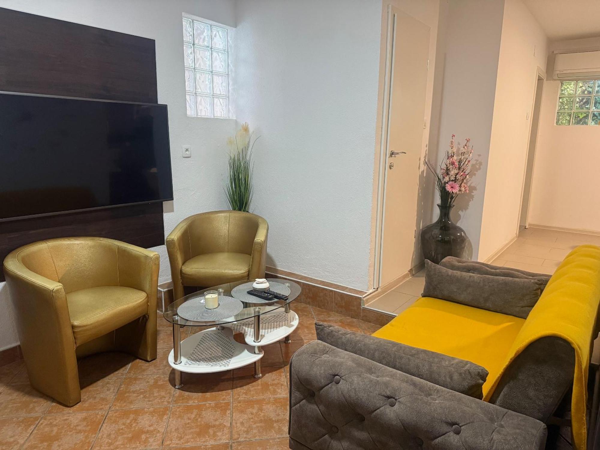 Apartmani Milokanovic Funtana Exterior foto